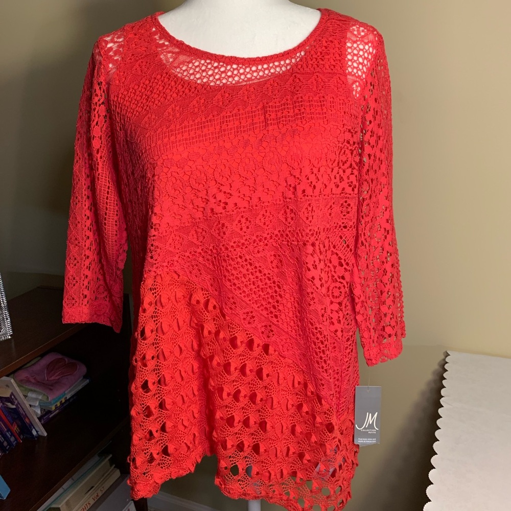 NWT Top: Coral Tank, Lace Overlay, Diagonal Lines, Petite Medium (PL Runs Small)